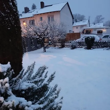 Δωμάτια σε οικογενειακή κατοικία Reihenhaus Mit Grossem Garten In